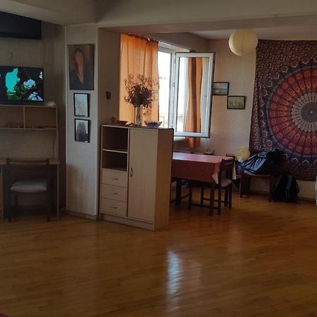 Good Apartment Tbilisi Buitenkant foto
