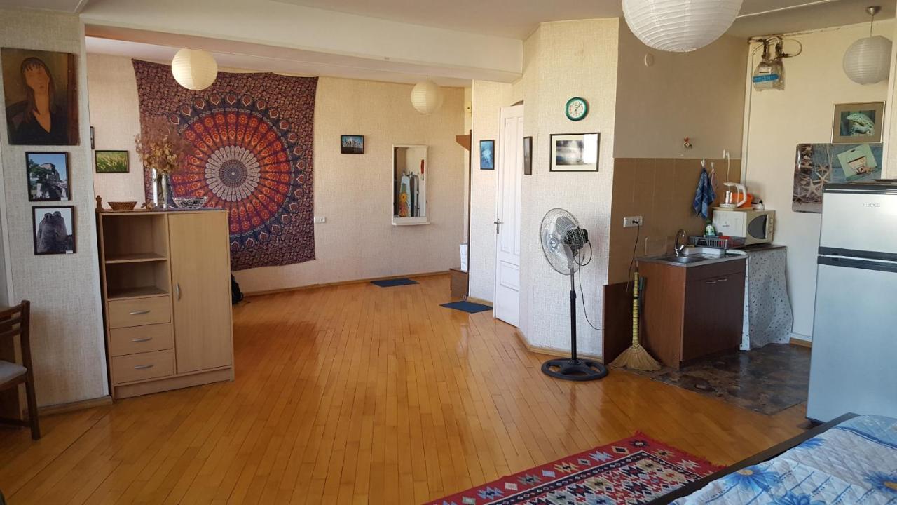 Good Apartment Tbilisi Buitenkant foto
